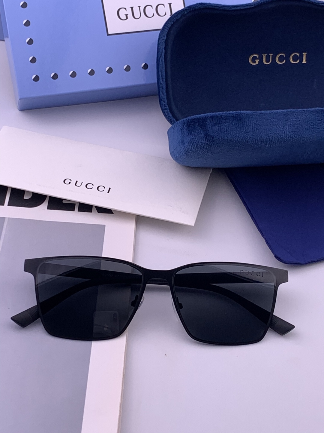 GUCCI 男款炫彩飞行员偏光太阳镜 ❤️材质：高清尼龙加厚卡槽高清偏光镜片 🌹无边框镜架💕颜👍型号：G28900