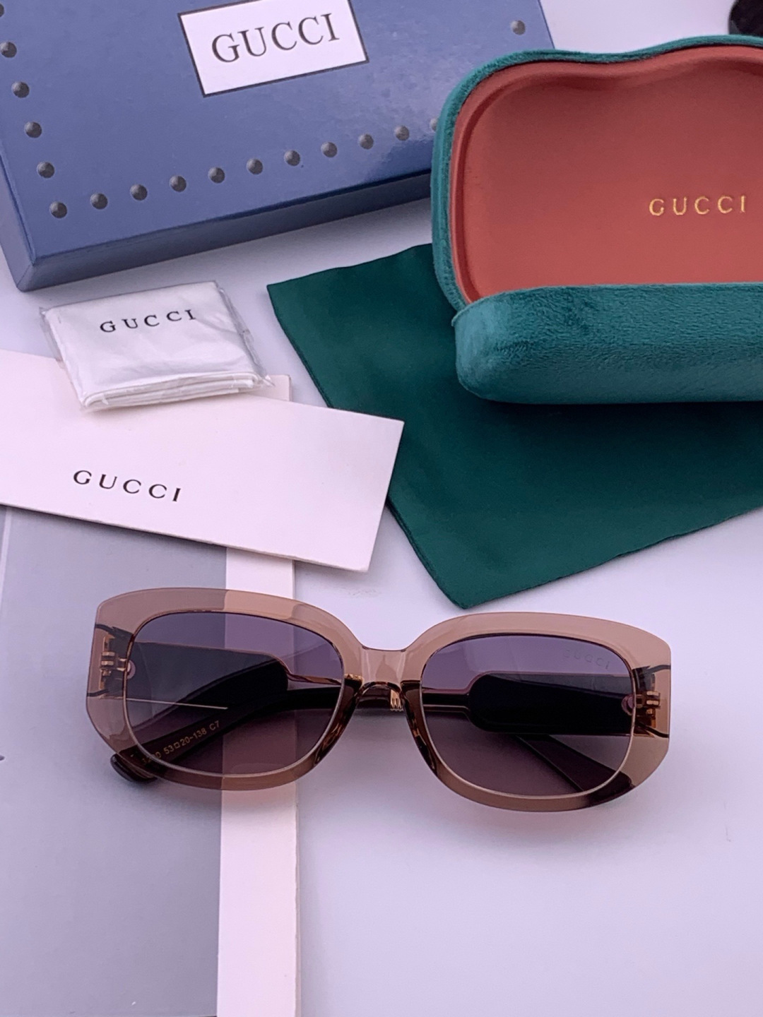 🔺 【GUCCI】开春新款 潮流爆款 时尚方框偏光太阳镜 高品质 佩戴舒适 网红潮款墨镜 女士高清尼龙偏光太阳镜🕶️ 🎉