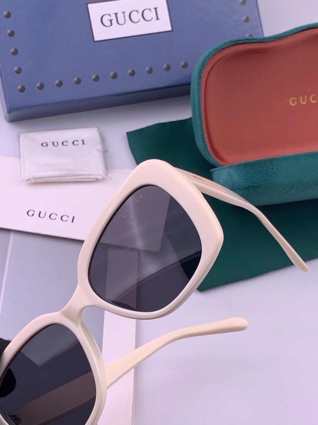 🔺GUCCI🔻古驰 GG圆框太阳镜 完美品质 🎓独特设计  适合各种脸型 亮相时装周 超时尚百搭 实物精致  情侣款 男