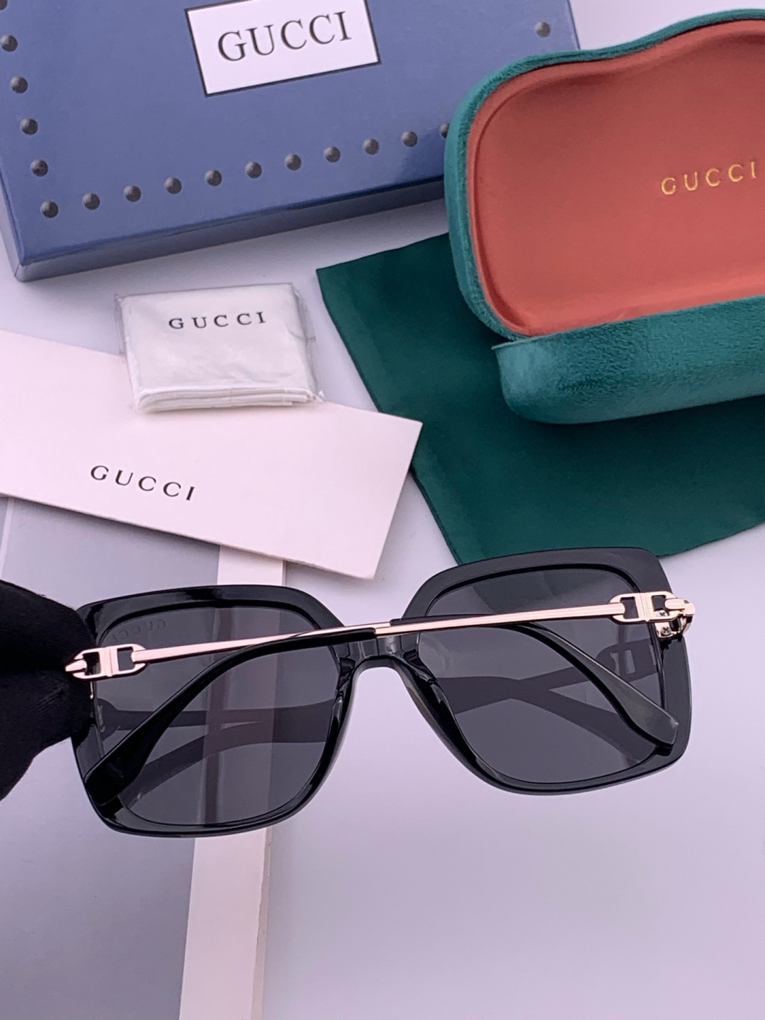 【GUCCI】新款潮流爆款 时尚方框太阳镜 佩戴舒适 网红潮款墨镜  女士高清加厚偏光太阳镜🕶️ 🎉高品质TR镜框 ♥️