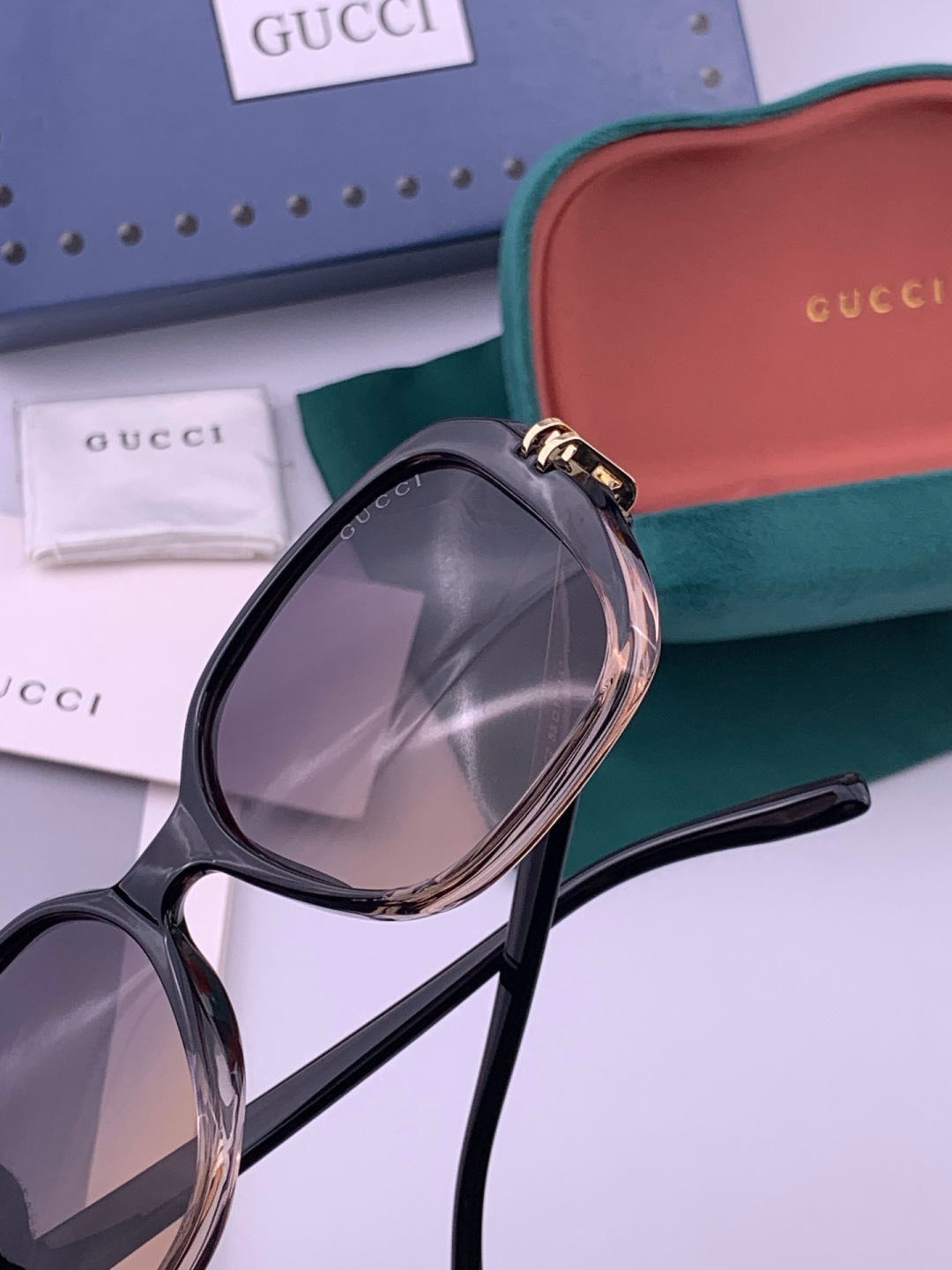🔺 【GUCCI-偏光太阳镜】开春新款 潮流爆款 时尚方框偏光太阳镜 高品质 佩戴舒适 网红潮款墨镜 女士高清偏光太阳镜
