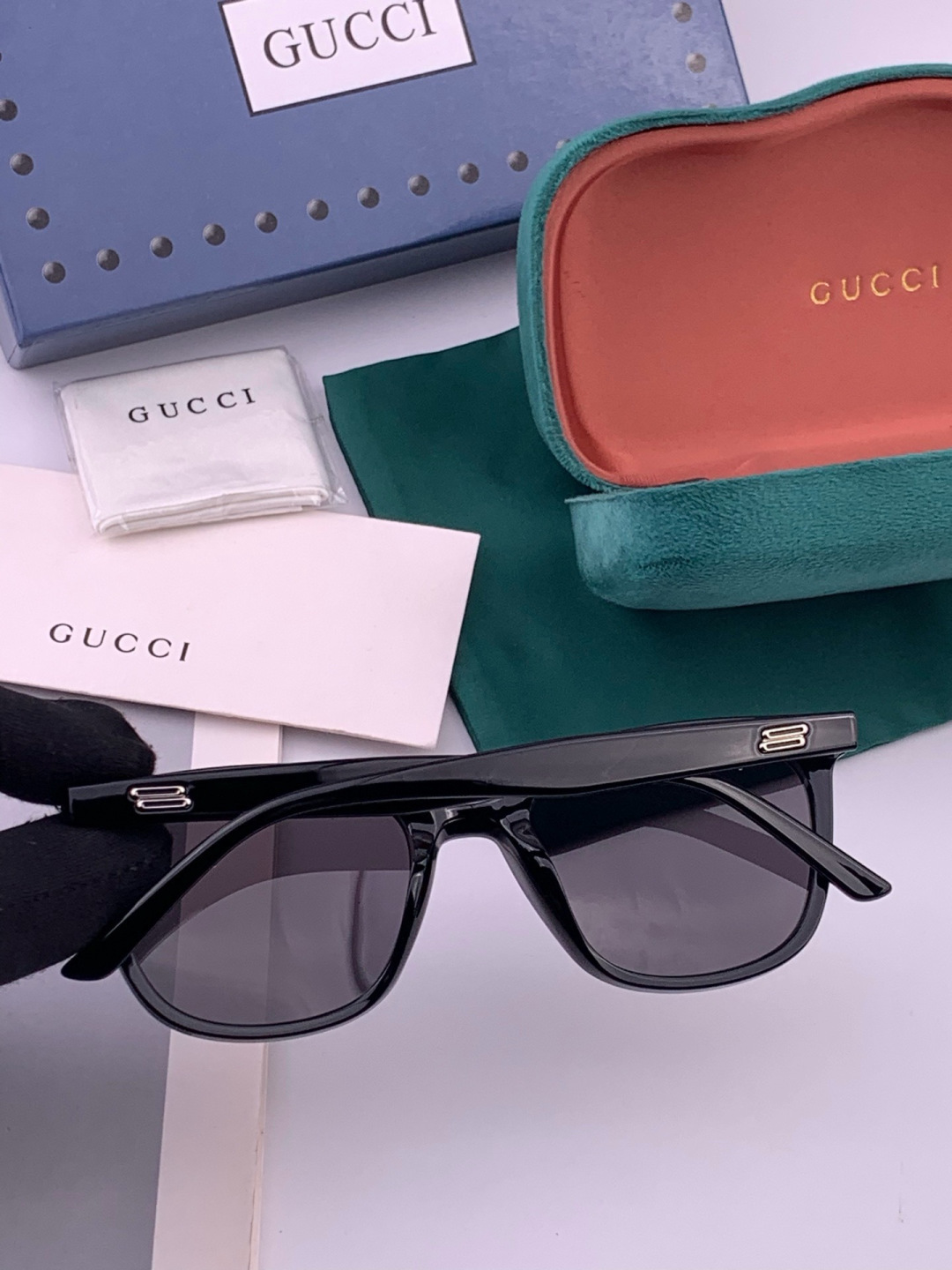 🔺 【GUCCI】开春新款 潮流爆款 时尚方框偏光太阳镜 高品质 佩戴舒适 网红潮款墨镜 女士高清尼龙偏光太阳镜🕶️ 🎉