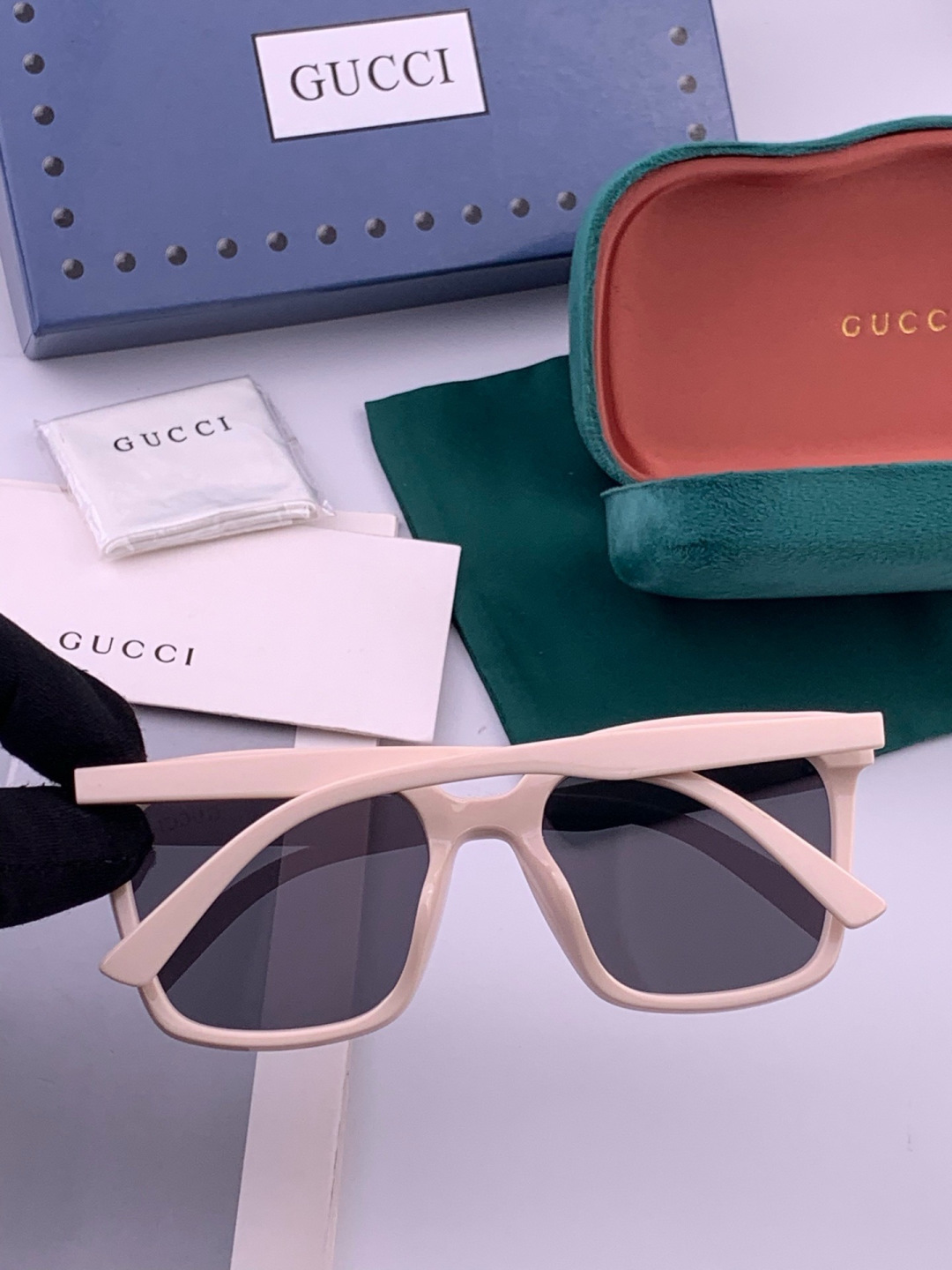 🔺 【GUCCI】开春新款 潮流爆款 时尚方框偏光太阳镜 高品质 佩戴舒适 网红潮款墨镜 女士高清尼龙偏光太阳镜🕶️ 🎉