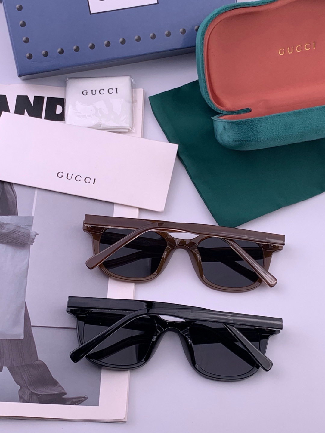 GUCCI  新款偏光太眼镜，情侣款时尚方框太阳镜佩戴舒适网红潮流款墨镜，大气女人范儿，大脸小脸都好看 ！型号：G599
