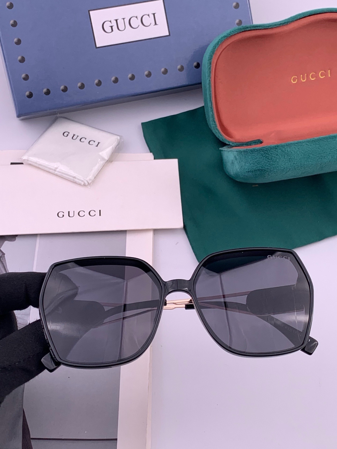 🔺 【GUCCI-偏光太阳镜】开春新款 潮流爆款 时尚圆框偏光太阳镜 高品质 佩戴舒适 网红潮款墨镜 女士高清偏光太阳镜
