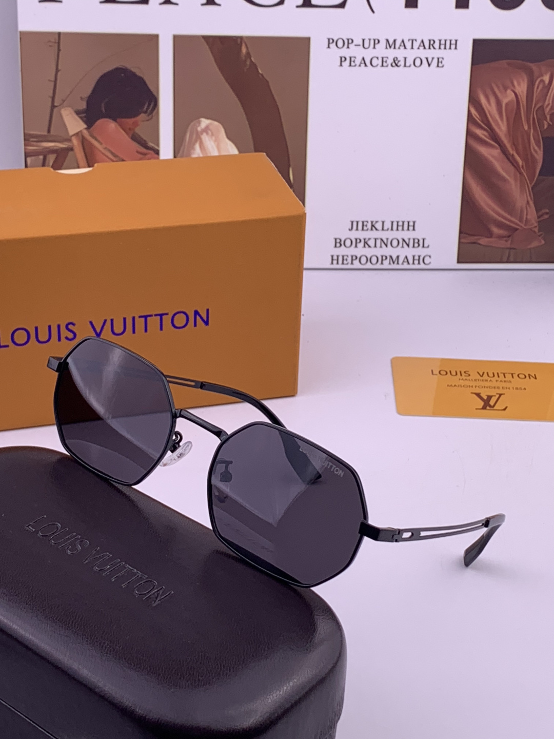 Lv 。  高品质男女款墨镜   👍 进口宝丽来偏光镜片  。蛤蟆镜 开车钓鱼都可 。百搭显瘦墨镜韩版男士飞行员大框司机
