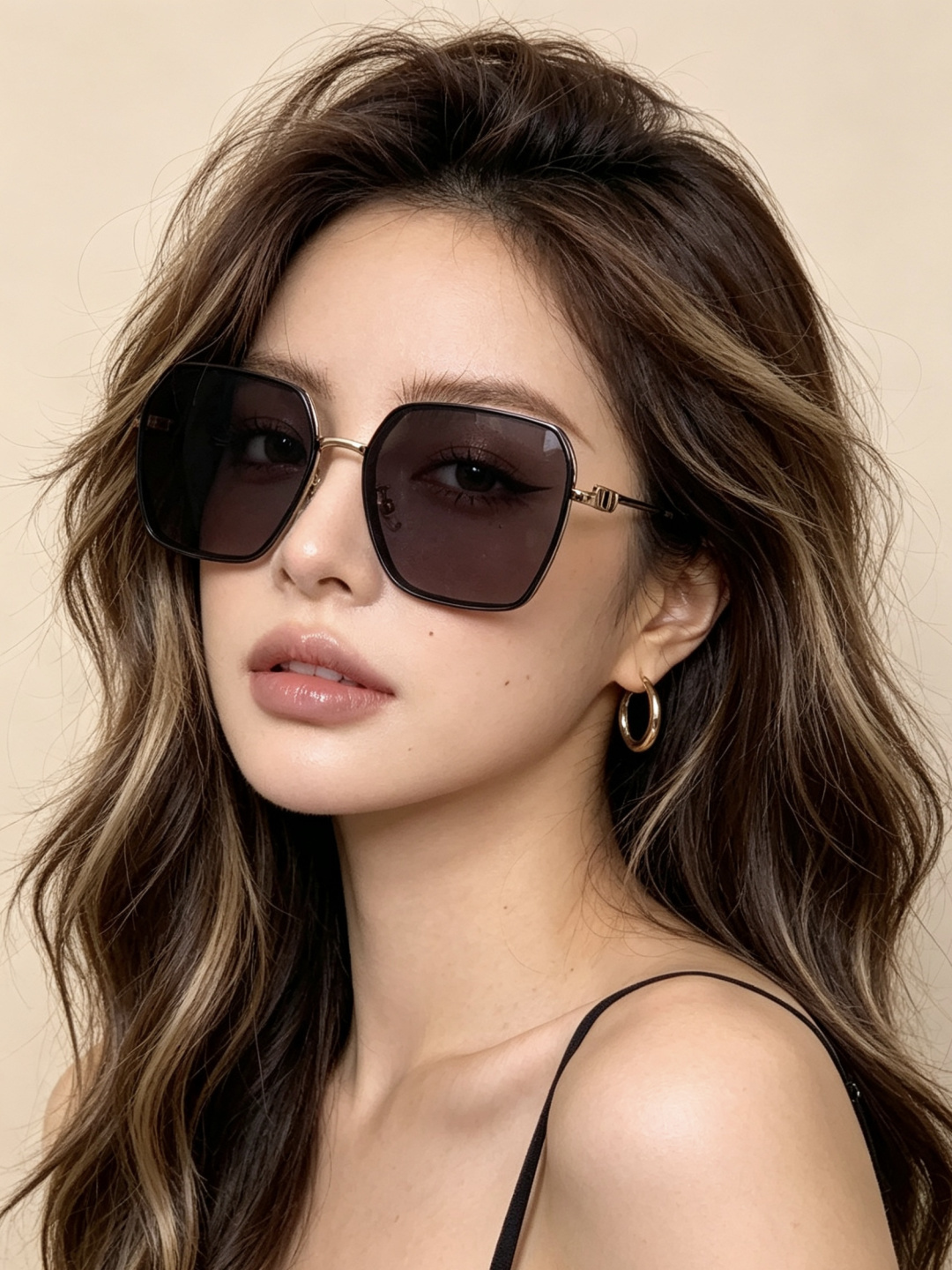 🔺 【DIOR-迪奥】开春新款 潮流爆款 时尚尼龙偏光太阳镜 高品质 佩戴舒适 网红潮款墨镜 型号：D7635
