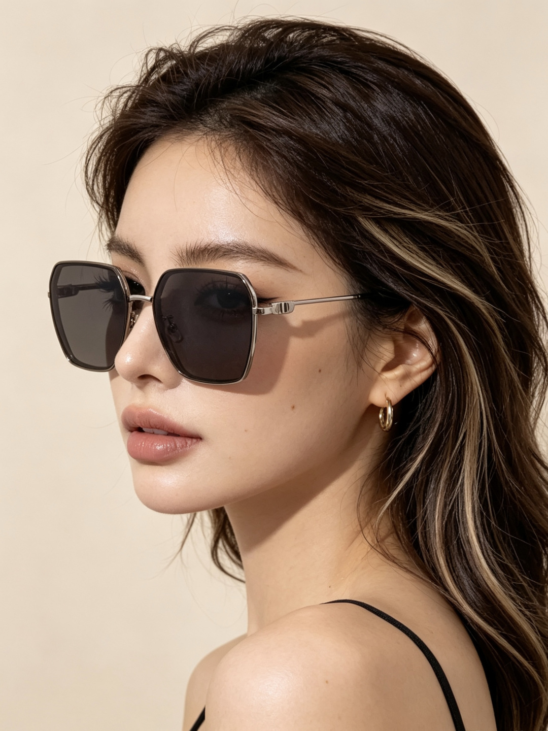 🔺 【DIOR-迪奥】开春新款 潮流爆款 时尚尼龙偏光太阳镜 高品质 佩戴舒适 网红潮款墨镜 型号：D7635
