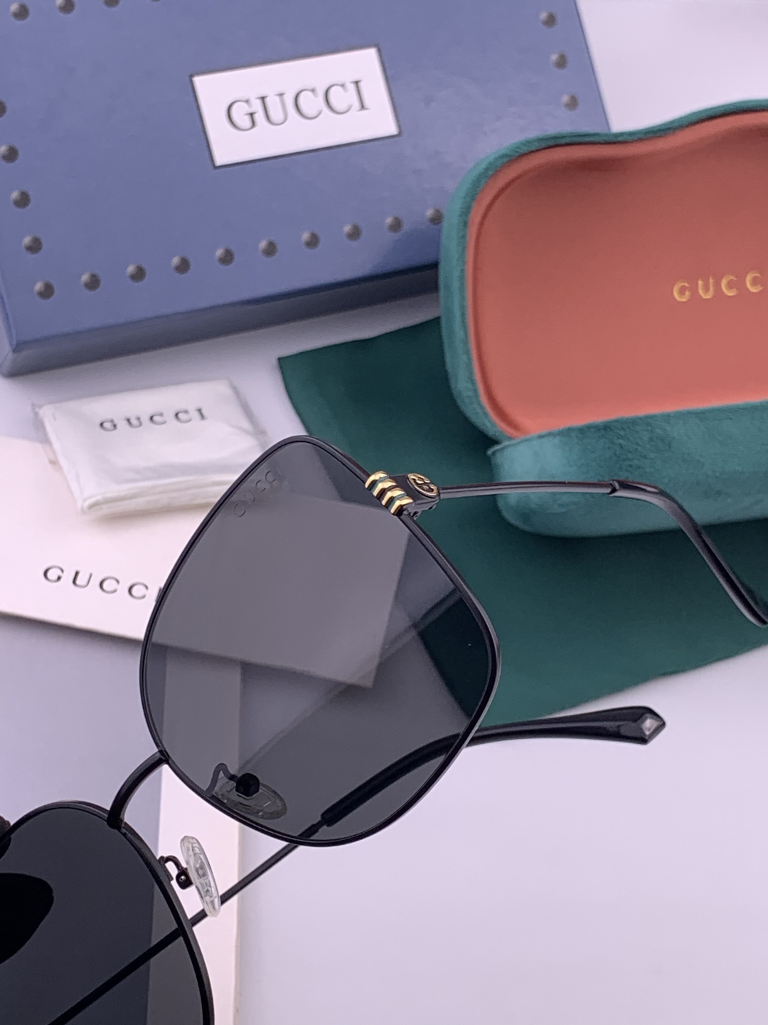 🔺 【GUCCI-尼龙偏光太阳镜】开春新款 潮流爆款 时尚圆框偏光太阳镜 高品质 佩戴舒适 网红潮款墨镜 女士高清尼龙偏