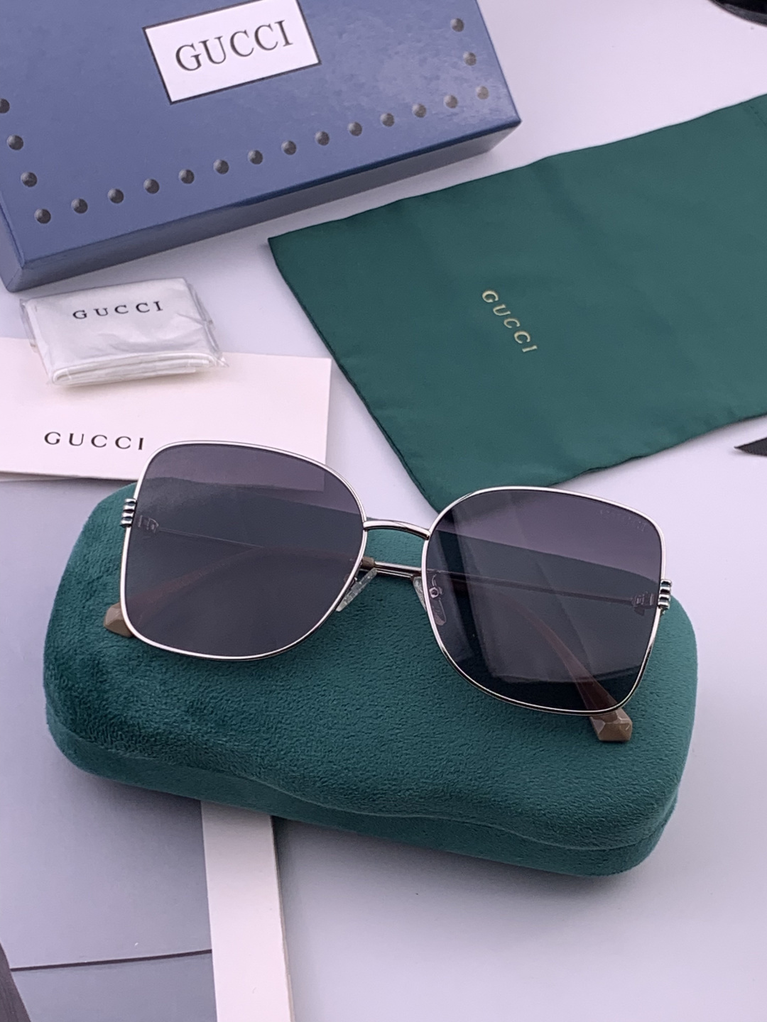 🔺 【GUCCI-尼龙偏光太阳镜】开春新款 潮流爆款 时尚圆框偏光太阳镜 高品质 佩戴舒适 网红潮款墨镜 女士高清尼龙偏