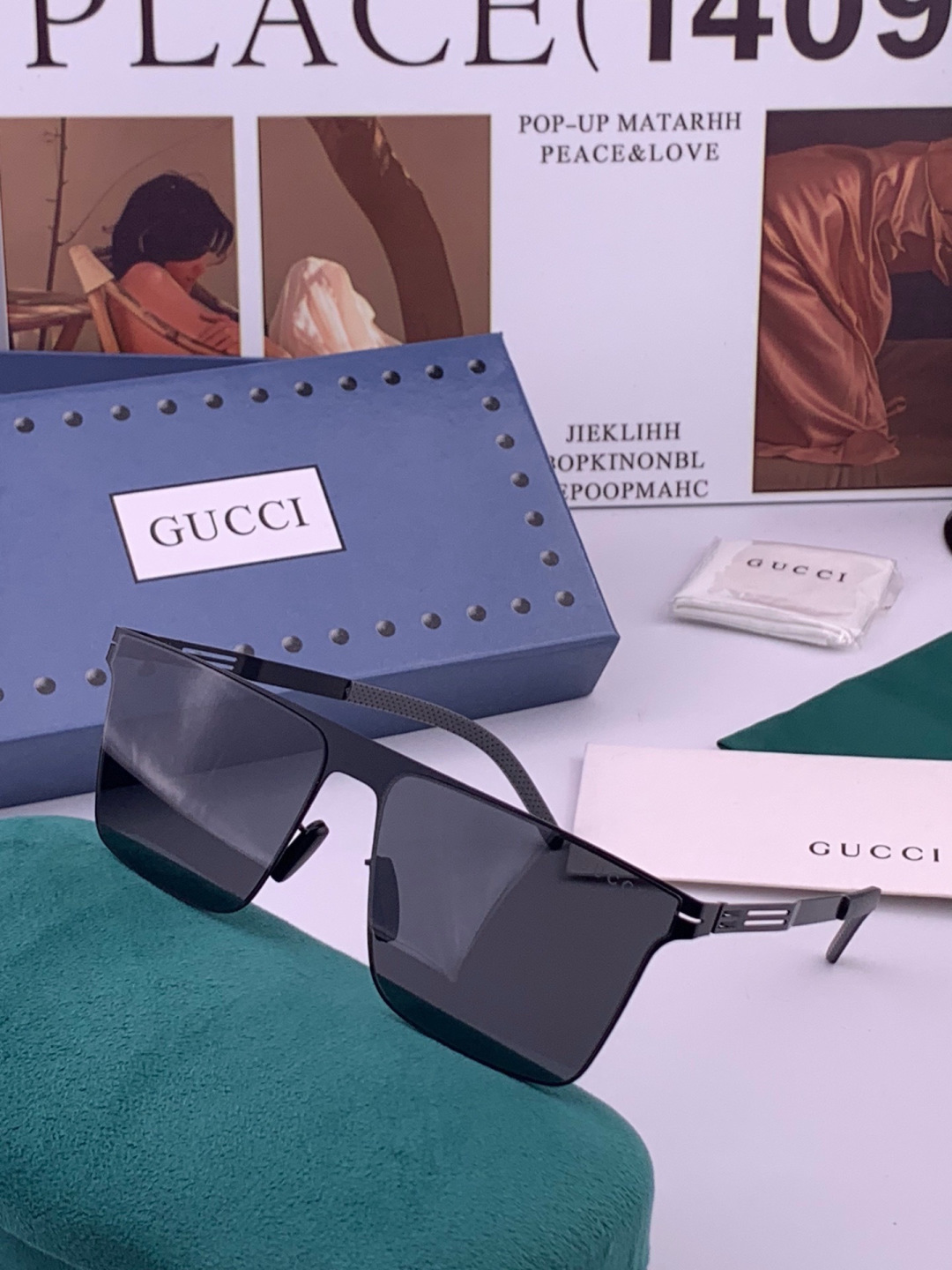 ♦️ GUCCI 新款男女情侣款太阳镜多边形墨镜iP电镀永不褪色 超轻超有弹性整幅眼镜无螺丝重要的是压不坏 高清尼龙镜片