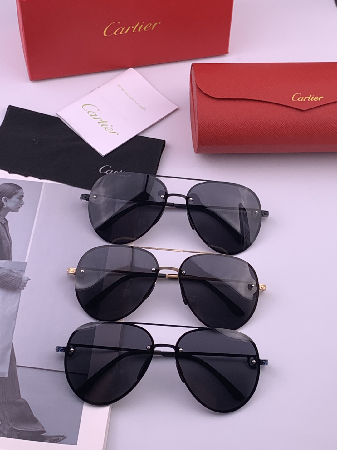 【Cartier  卡地亚】 👑男女款偏光墨镜  双色烤漆工艺  进口宝丽来偏光镜片   顶级做工彰显非凡品味 高品质 