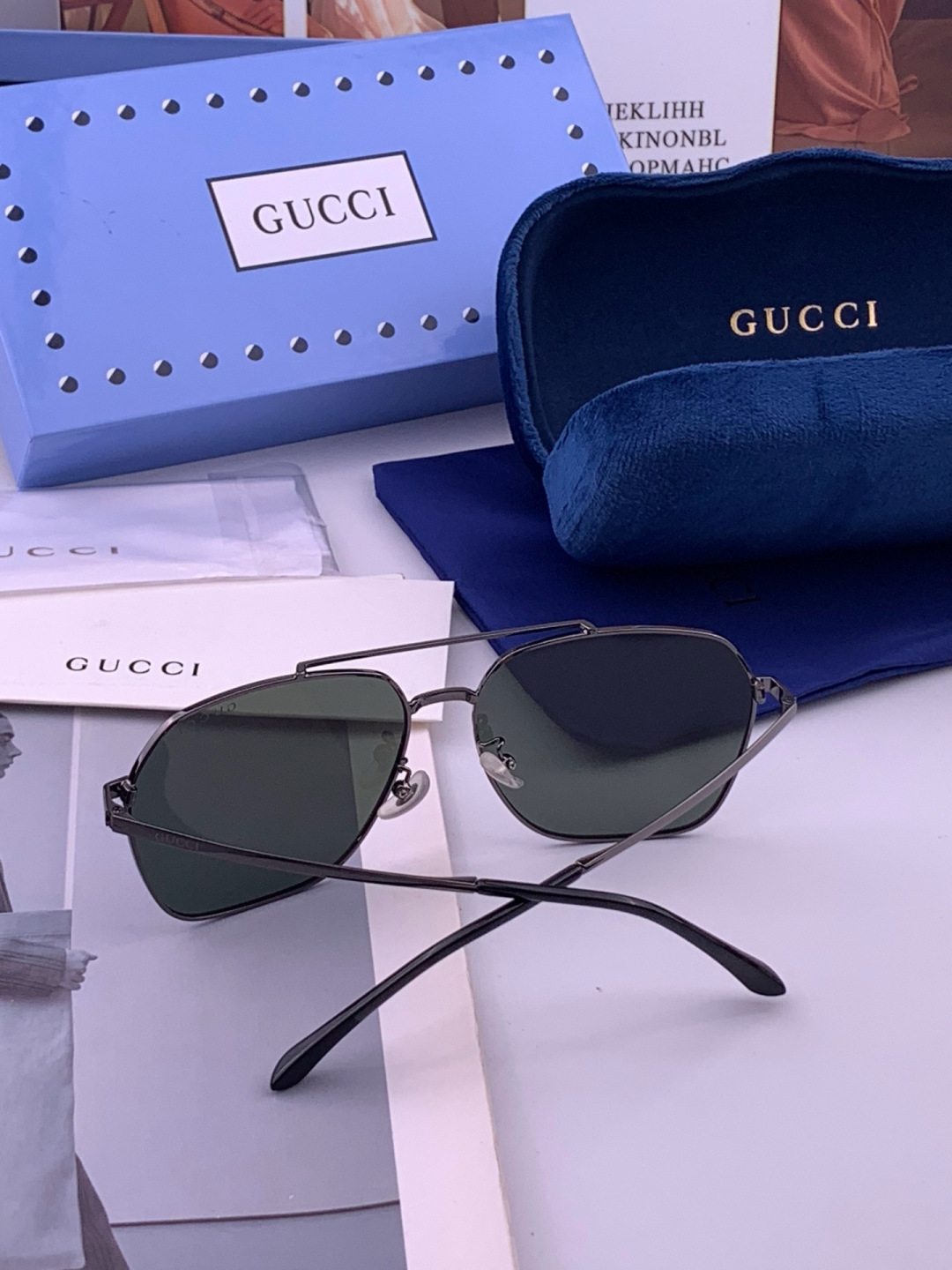 Gucci 。  高品质男女款墨镜   👍 进口宝丽来偏光镜片  。蛤蟆镜 开车钓鱼都可 。百搭显瘦墨镜韩版男士飞行员大