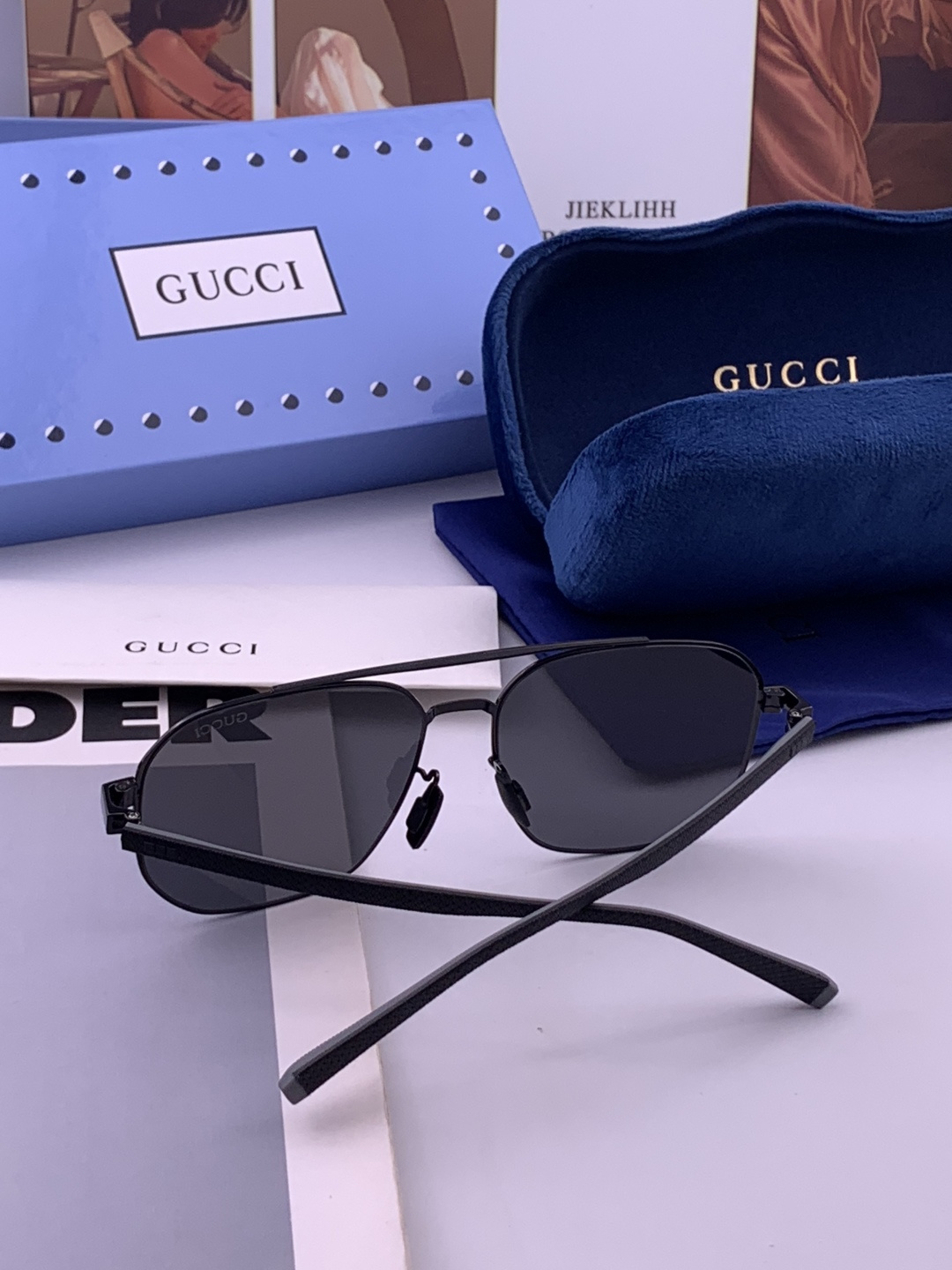 GUCCI 男款炫彩飞行员偏光太阳镜 ❤️材质：高清尼龙加厚卡槽高清偏光镜片 🌹无边框镜架💕颜👍型号：G2702