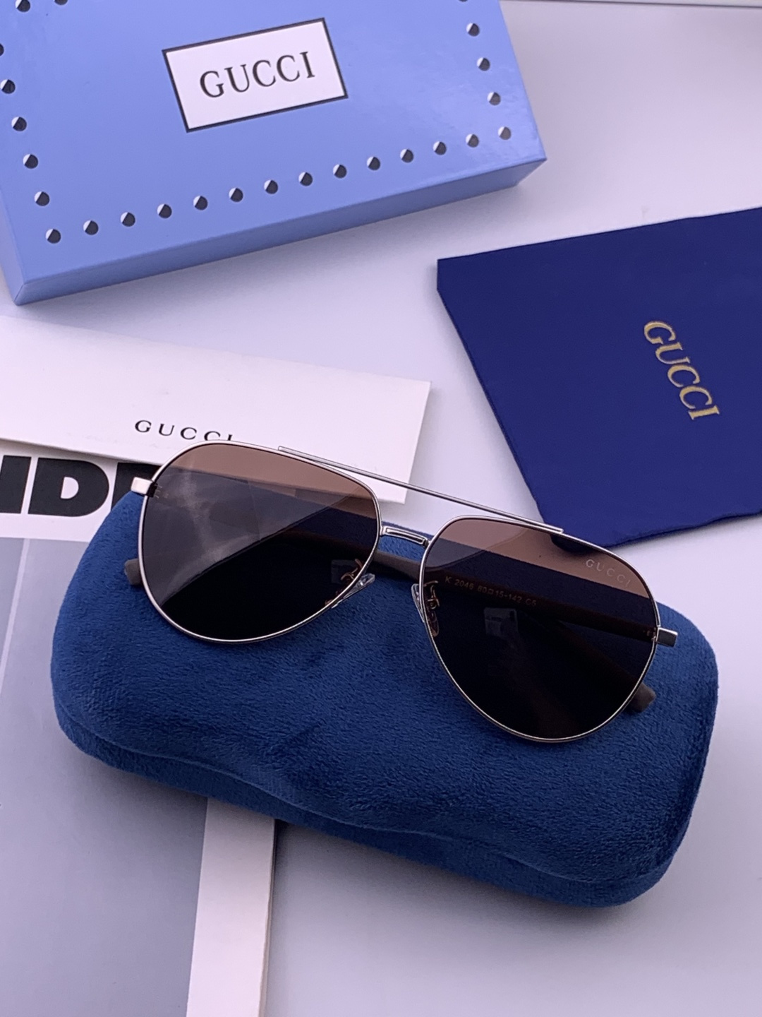 Gucci 。  高品质男女款墨镜   👍 进口宝丽来偏光镜片  。蛤蟆镜 开车钓鱼都可 。百搭显瘦墨镜韩版男士飞行员大