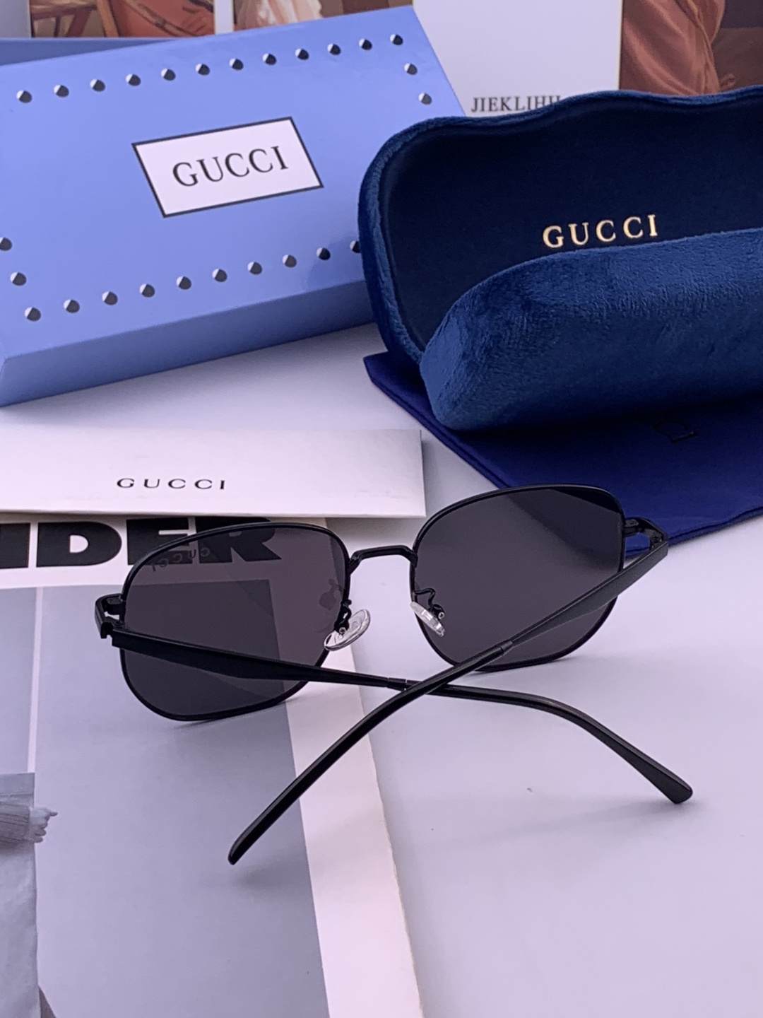 Gucci 。  高品质男女款墨镜   👍 进口宝丽来偏光镜片  。蛤蟆镜 开车钓鱼都可 。百搭显瘦墨镜韩版男士飞行员大