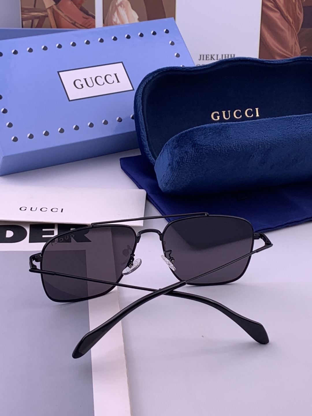 Gucci 。  高品质男女款墨镜   👍 进口宝丽来偏光镜片  。蛤蟆镜 开车钓鱼都可 。百搭显瘦墨镜韩版男士飞行员大