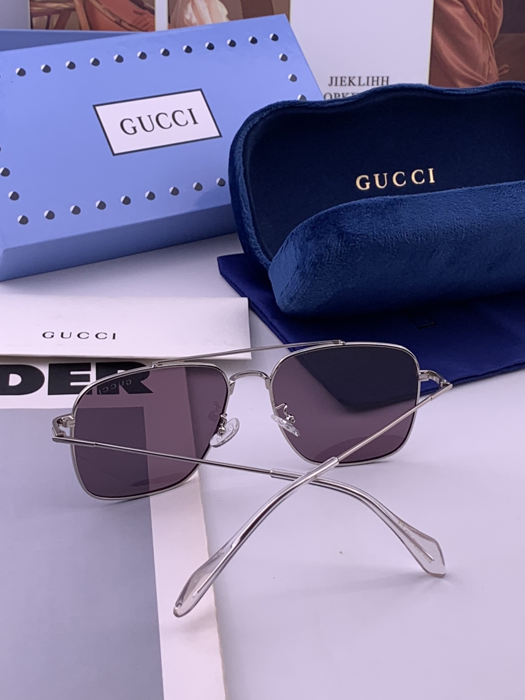 Gucci 。  高品质男女款墨镜   👍 进口宝丽来偏光镜片  。蛤蟆镜 开车钓鱼都可 。百搭显瘦墨镜韩版男士飞行员大