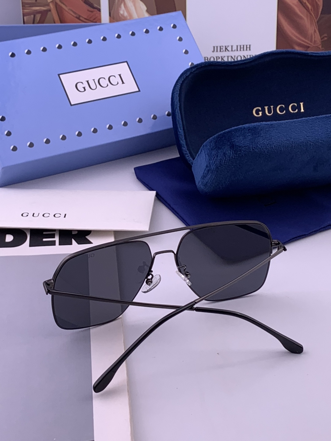 GUCCI 男款炫彩飞行员偏光太阳镜 ❤️材质：高清尼龙加厚卡槽高清偏光镜片 🌹无边框镜架💕颜👍型号：G0702