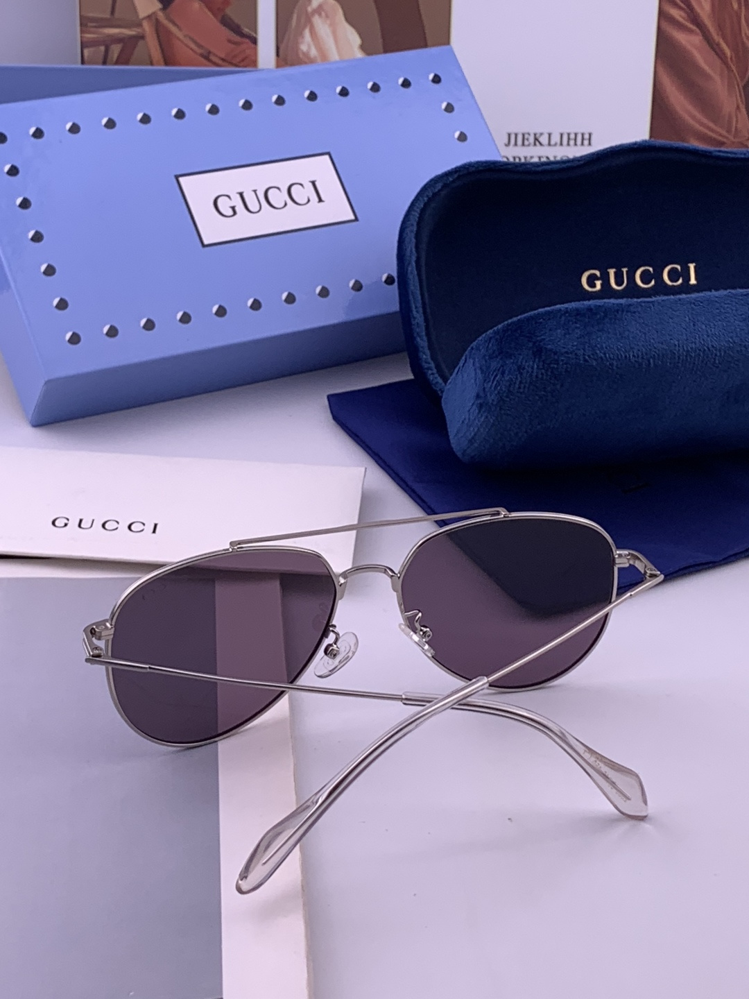 Gucci 。  高品质男女款墨镜   👍 进口宝丽来偏光镜片  。蛤蟆镜 开车钓鱼都可 。百搭显瘦墨镜韩版男士飞行员大