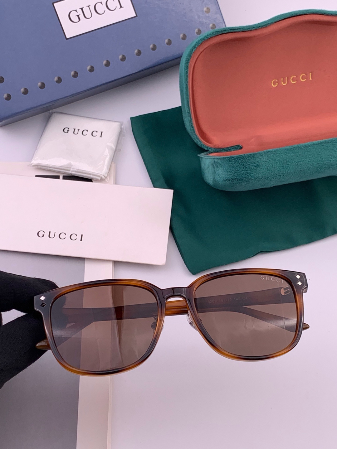 🔺 【GUCCI】开春新款 潮流爆款 时尚方框偏光太阳镜 高品质 佩戴舒适 网红潮款墨镜 女士高清尼龙偏光太阳镜🕶️ 🎉