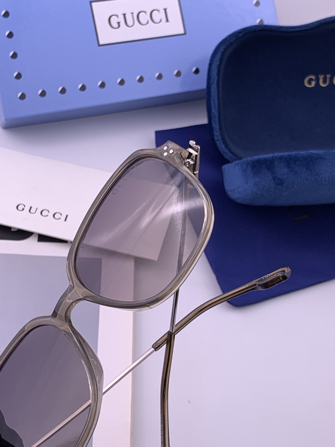 🔺 【GUCCI】开春新款 潮流爆款 时尚方框偏光太阳镜 高品质 佩戴舒适 网红潮款墨镜 女士高清尼龙偏光太阳镜🕶️ 🎉