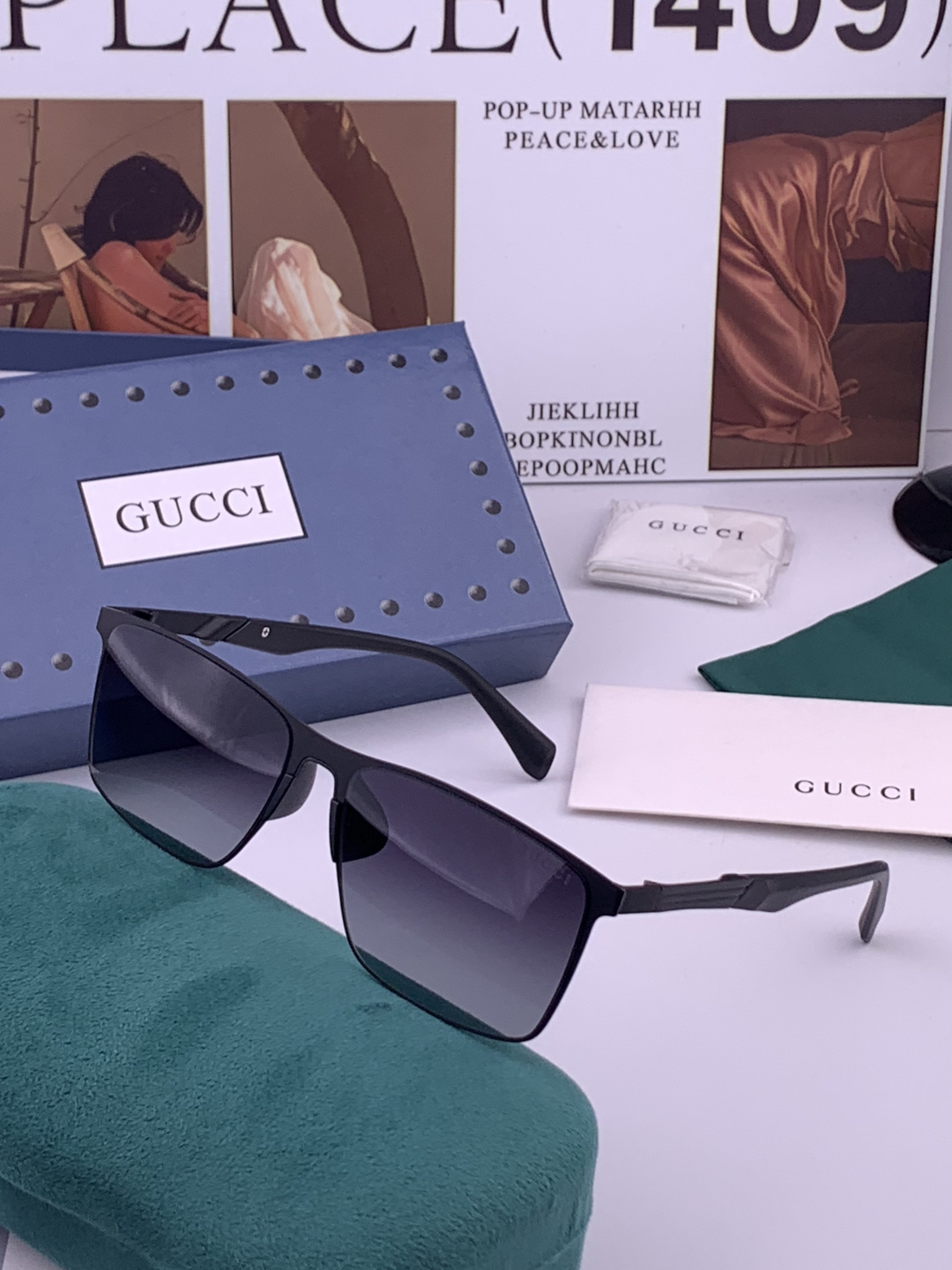 GUCCI 男款炫彩飞行员偏光太阳镜 ❤️材质：高清尼龙加厚卡槽高清偏光镜片 🌹无边框镜架💕颜👍型号：G197