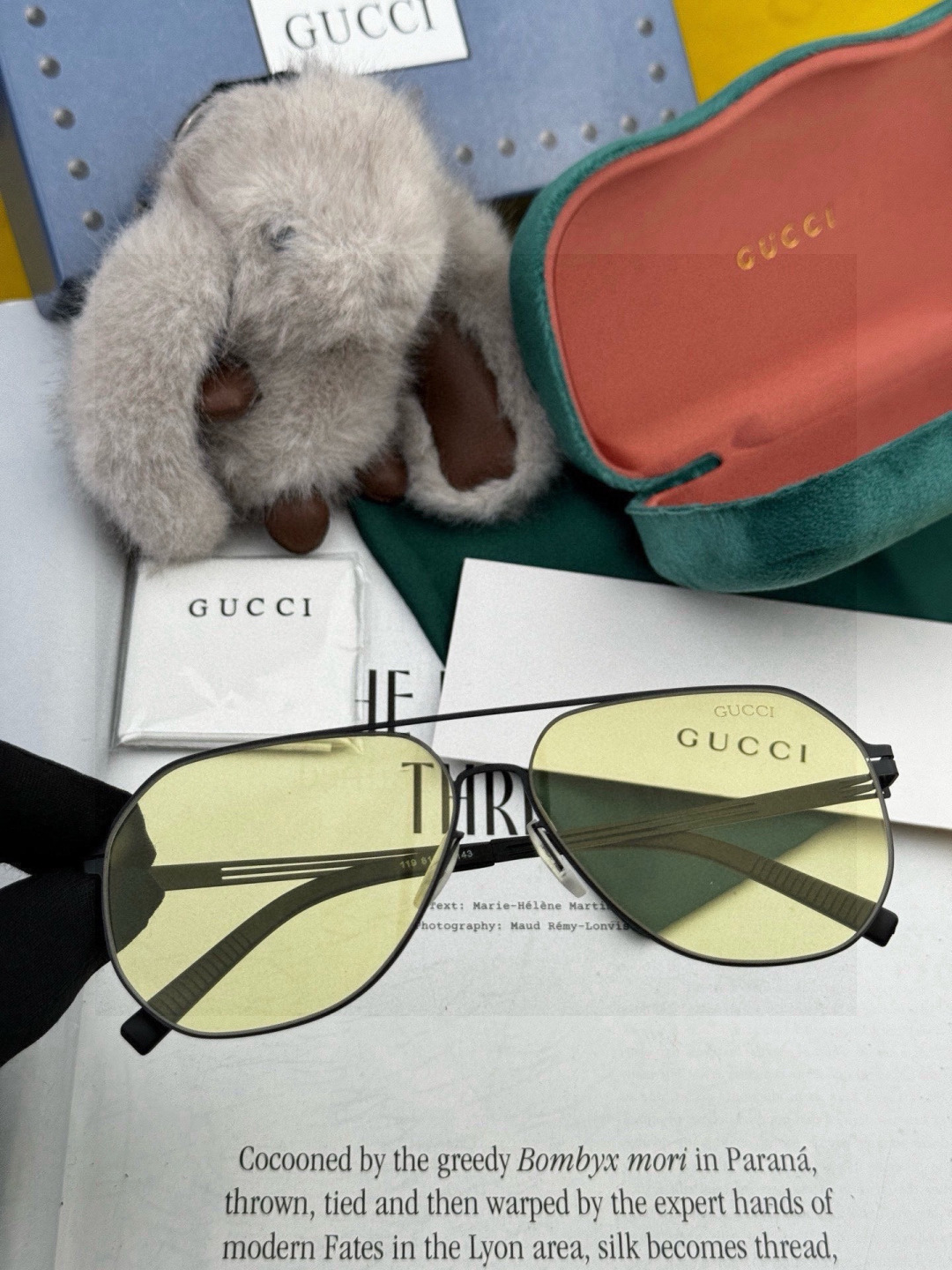 ♦️ GUCCI 新款男女情侣款太阳镜多边形墨镜iP电镀永不褪色 超轻超有弹性整幅眼镜无螺丝重要的是压不坏 高清尼龙镜片