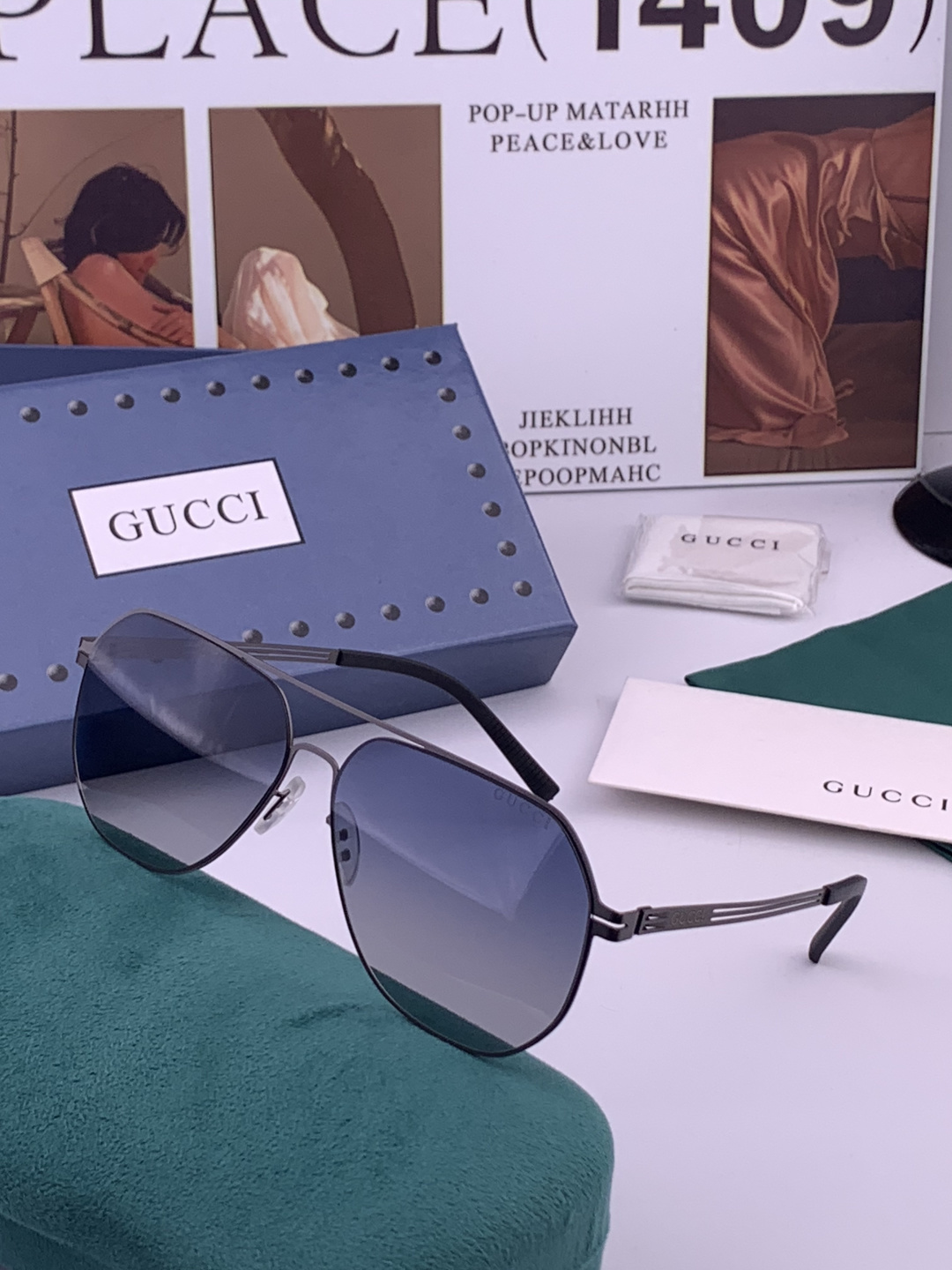 ♦️ GUCCI 新款男女情侣款太阳镜多边形墨镜iP电镀永不褪色 超轻超有弹性整幅眼镜无螺丝重要的是压不坏 高清尼龙镜片