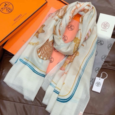 会发光发亮的围巾 新款🆕🏇🏇买了都说好看‼️推荐💕顶级工艺超值‼️爱马仕专柜爆款🎁💟立体呈现图案纹路实物档次极高👍👍特殊 会发光发亮的围巾 新款🆕🏇🏇买了都说好看‼️推荐💕顶级工艺超值‼️爱马仕专柜爆款🎁💟立体呈现图案纹路实物档次极高👍👍特殊