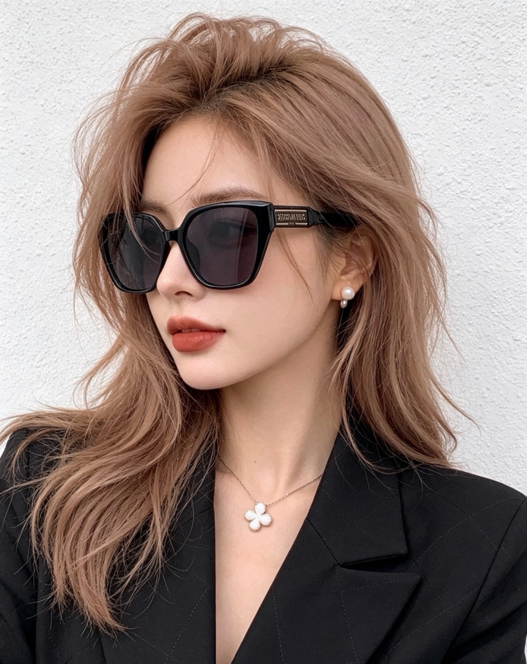 🆕  🔺 【DIOR-迪奥】开春新款 潮流爆款 时尚太阳镜 高品质 佩戴舒适 网红潮款墨镜 型号：D67706