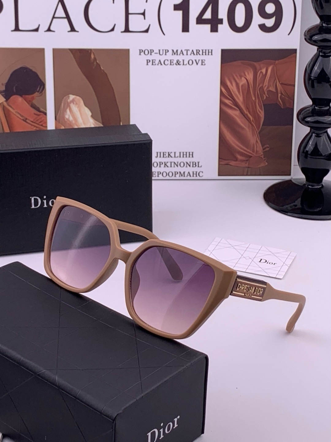 🆕  🔺 【DIOR-迪奥】开春新款 潮流爆款 时尚太阳镜 高品质 佩戴舒适 网红潮款墨镜 型号：D67706
