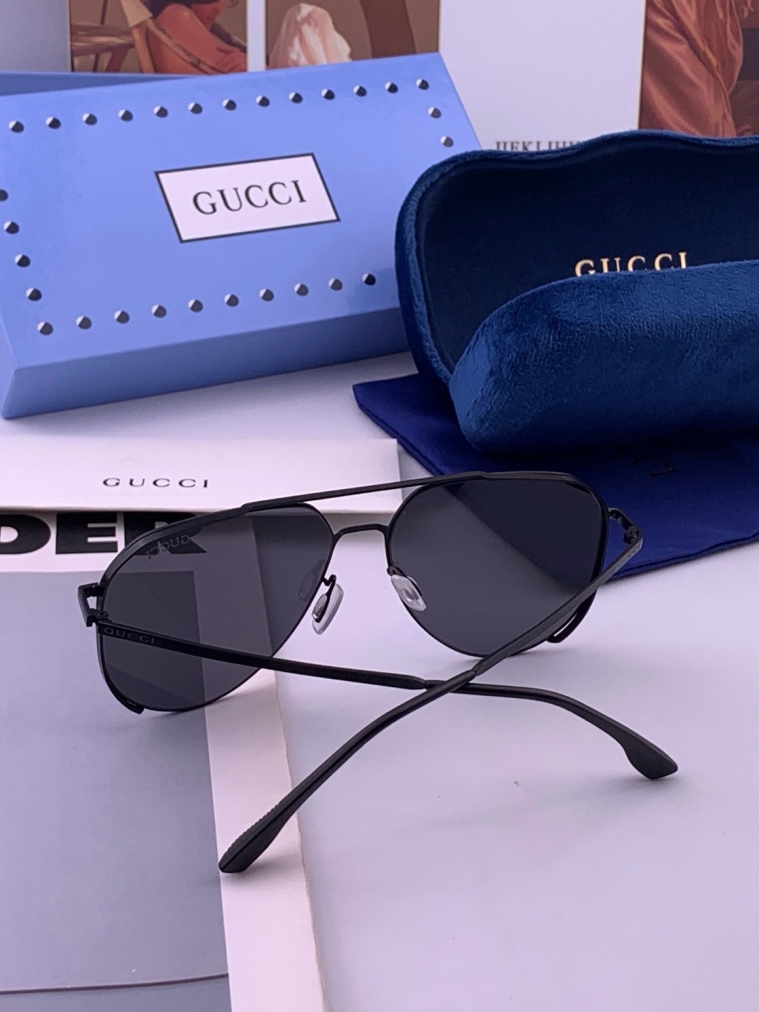 🆕         GUCCI 男款炫彩飞行员偏光太阳镜 ❤️材质：高清尼龙加厚卡槽高清偏光镜片 🌹无边框镜架💕颜👍型号