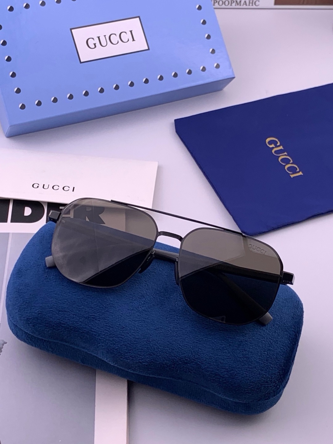 🆕        GUCCI 男款炫彩飞行员偏光太阳镜 ❤️材质：高清尼龙加厚卡槽高清偏光镜片 🌹无边框镜架💕颜👍型号：