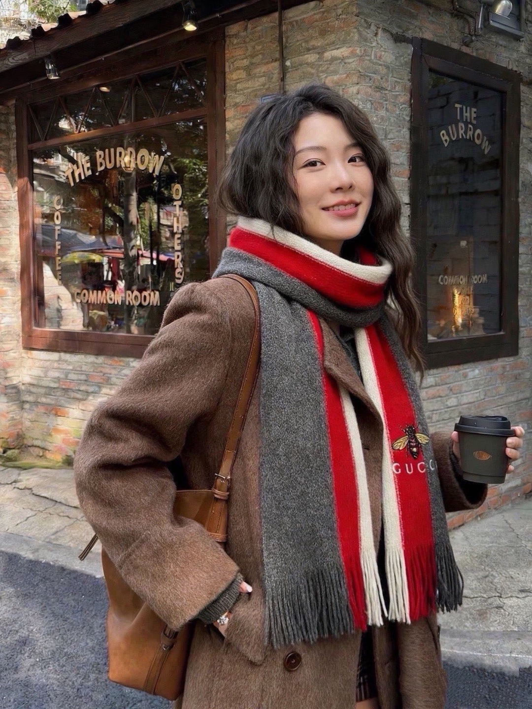🆕   男女同款，百分百纯羊绒 Gucci 高端羊绒针织围巾！】可正式，可随意，非常Classical的设计。这款织法比