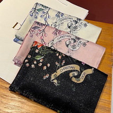 🆕 会发光发亮的围巾💃🏻💃🏻D家【D花香明媚】‼️抢‼️VI🆕 P推荐 ‼️👍下手一定要快【高端 大爱 ‼️纯羊绒 🆕 会发光发亮的围巾💃🏻💃🏻D家【D花香明媚】‼️抢‼️VI🆕 P推荐 ‼️👍下手一定要快【高端 大爱 ‼️纯羊绒