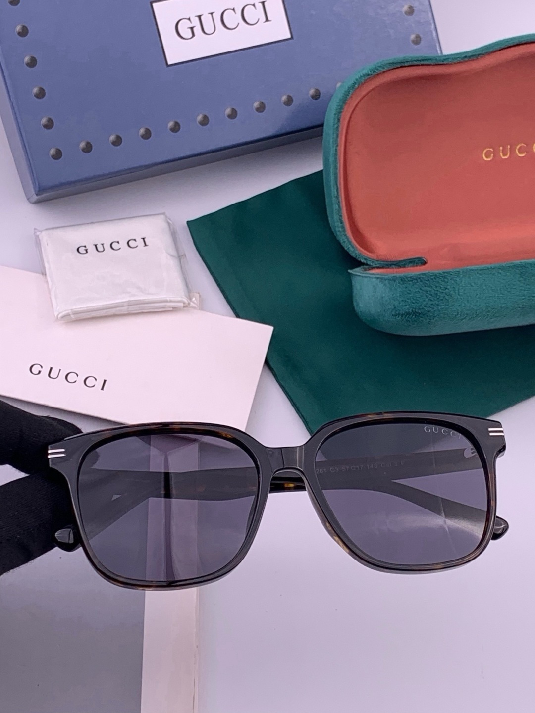 🆕  🔺GUCCI🔻古驰 GG圆框太阳镜 完美品质 🎓独特设计  适合各种脸型 亮相时装周 超时尚百搭 实物精致  情侣