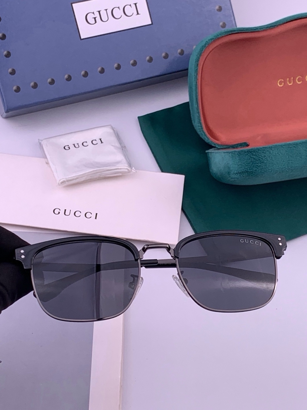 🆕  🔺 【GUCCI-偏光太阳镜】开春新款 潮流爆款 时尚方框偏光太阳镜 高品质 佩戴舒适 网红潮款墨镜 女士高清偏光