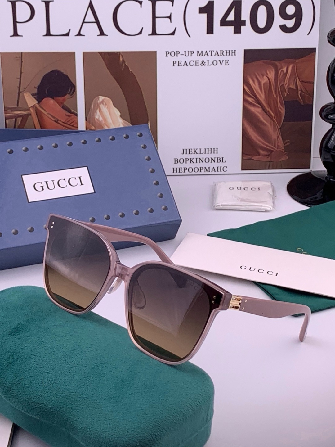 🆕   GUCCI  新款尼龙偏光太眼镜，情侣款时尚方框太阳镜佩戴舒适网红潮流款墨镜，大气女人范儿，大脸小脸都好看 ！型