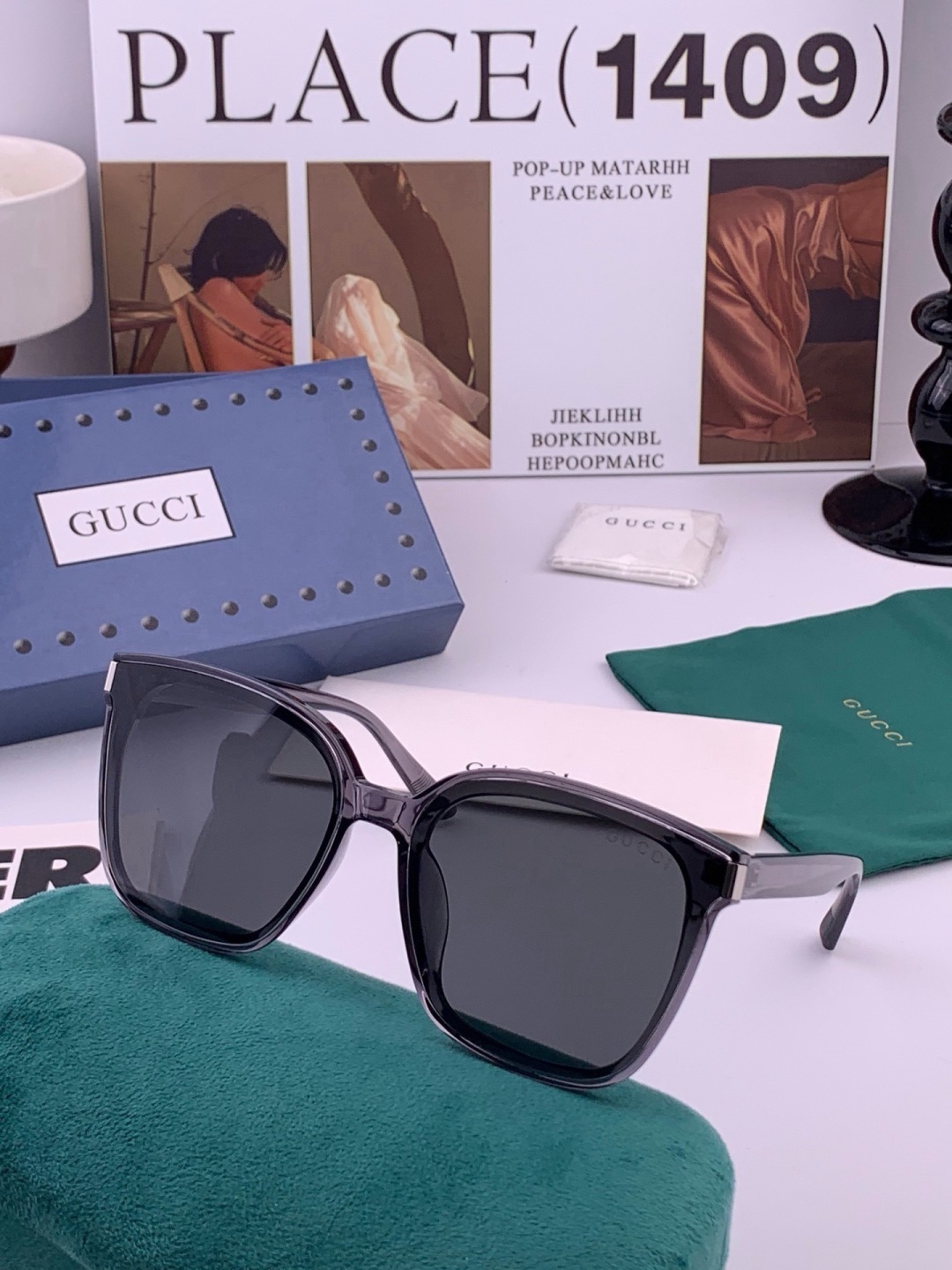 🆕   GUCCI  新款尼龙偏光太眼镜，情侣款时尚方框太阳镜佩戴舒适网红潮流款墨镜，大气女人范儿，大脸小脸都好看 ！型