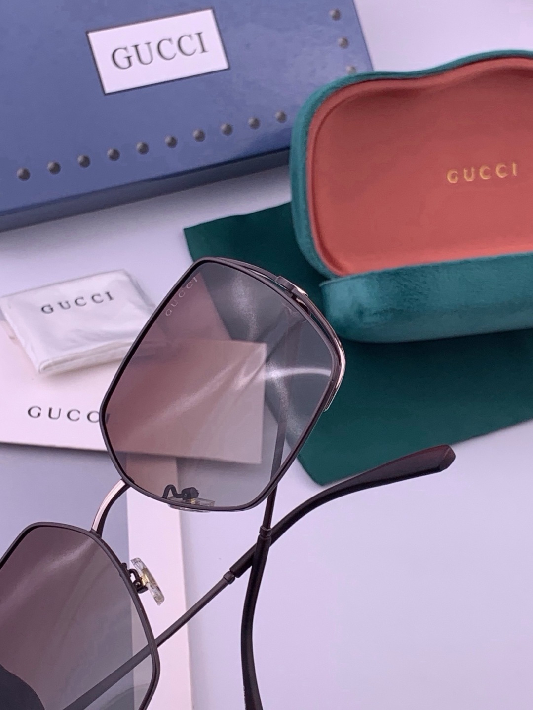 🔺 【GUCCI】开春新款 潮流爆款 时尚方框偏光太阳镜 高品质 佩戴舒适 网红潮款墨镜 女士高清偏光太阳镜🕶️ 🎉高品