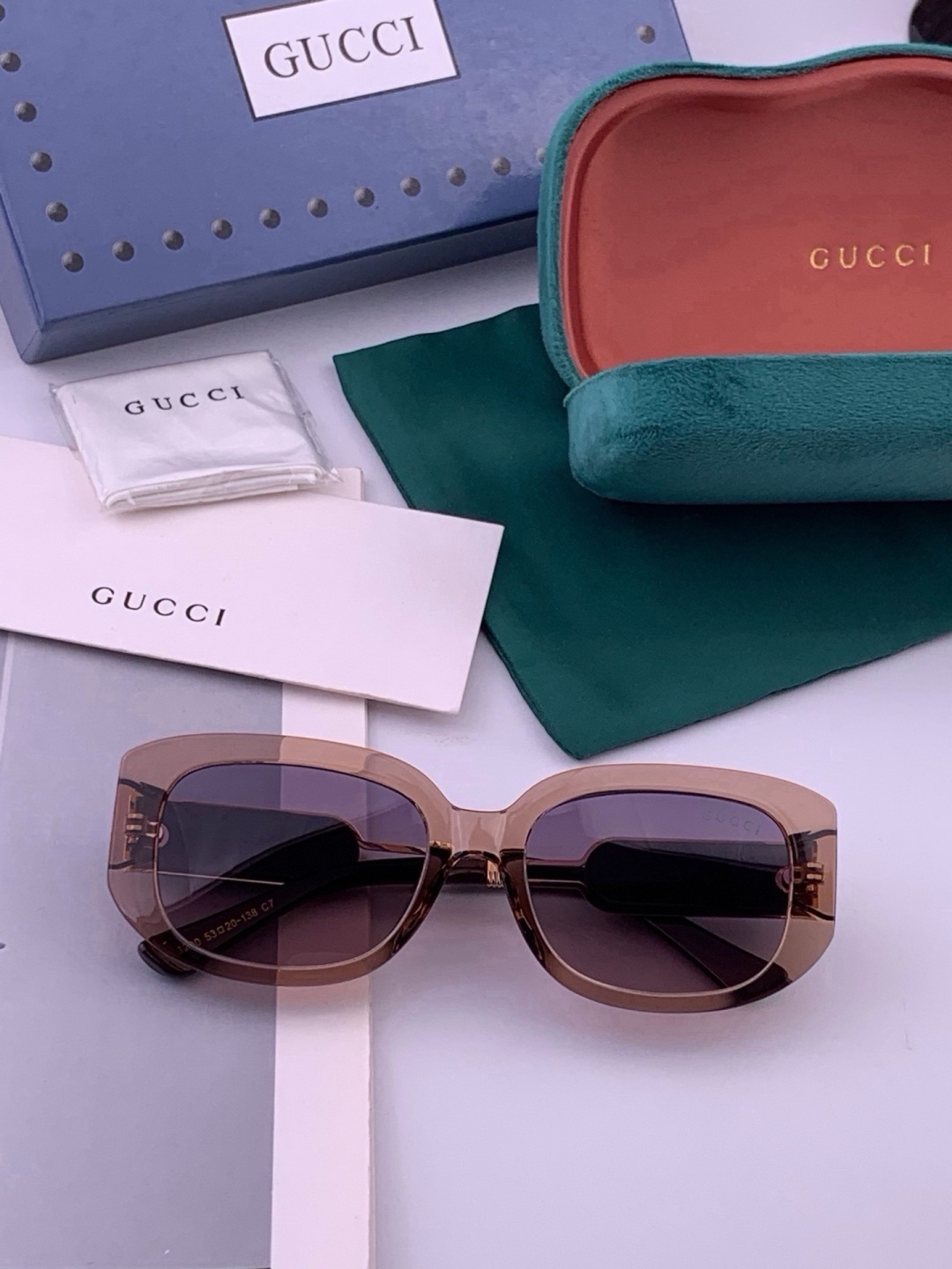 🔺 【GUCCI】开春新款 潮流爆款 时尚方框偏光太阳镜 高品质 佩戴舒适 网红潮款墨镜 女士高清尼龙偏光太阳镜🕶️ 🎉