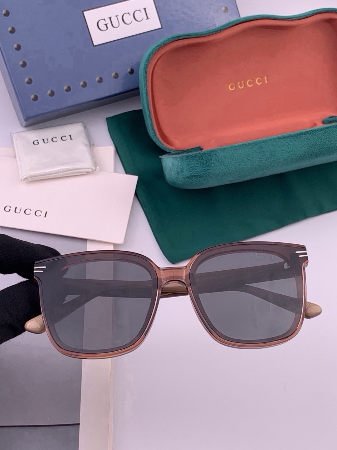 🔺GUCCI🔻古驰 GG圆框太阳镜 完美品质 🎓独特设计  适合各种脸型 亮相时装周 超时尚百搭 实物精致  情侣款 男