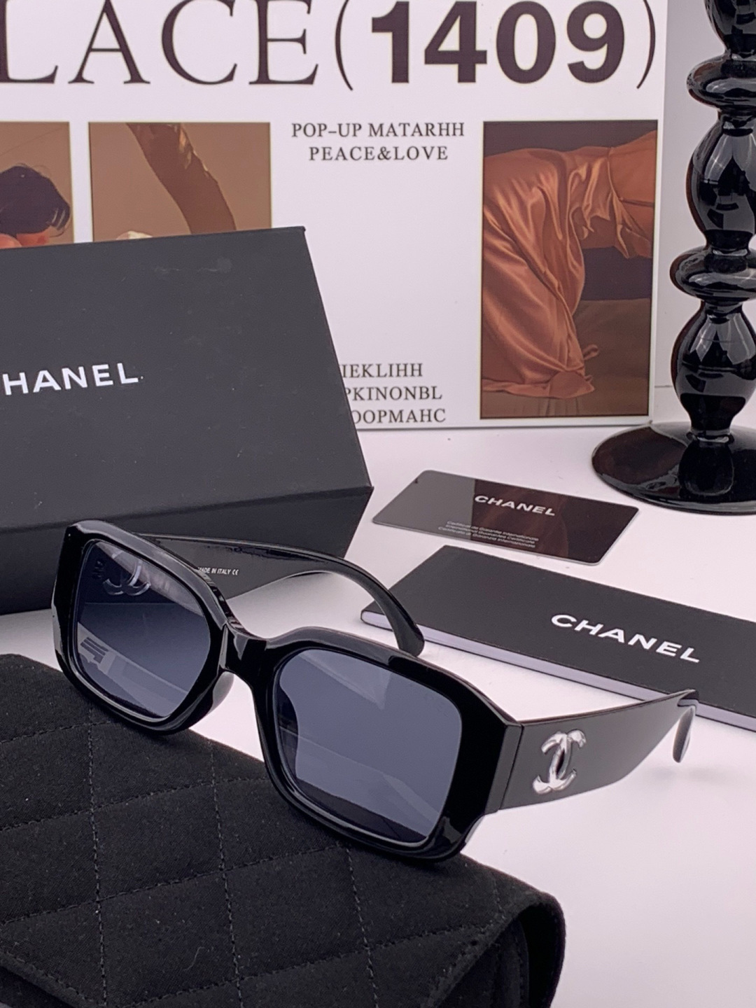 Chanel太阳镜墨镜  经典的方框设计，不挑脸型，无论搭配大衣还是连衣裙都非常显气质太阳镜预防紫外线  型号：CH76