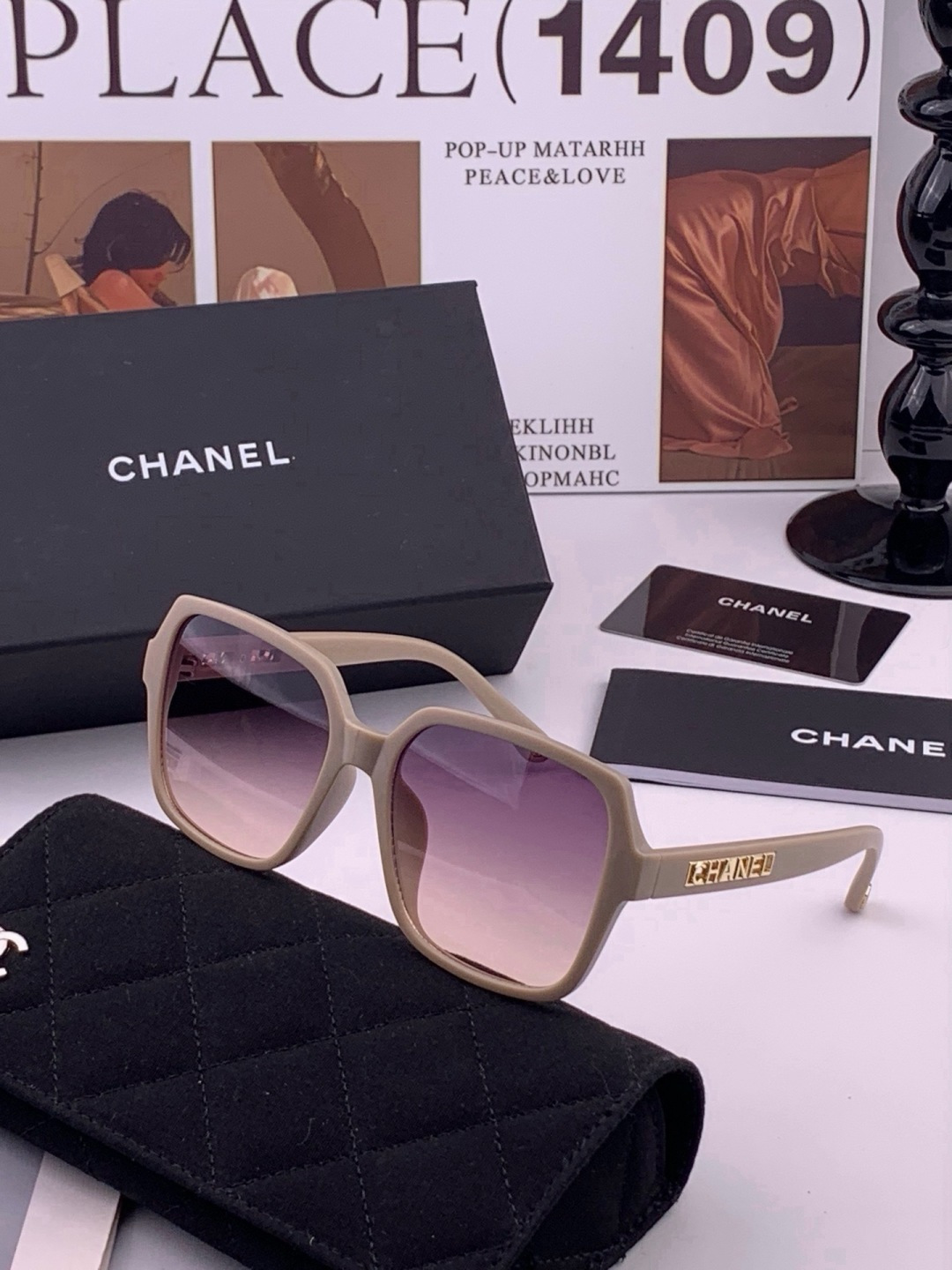 新品CHANEL 香奈儿太阳镜以独特魅力和前卫风格诠释春夏最新眼镜，质感超好佩带舒适 型号：CH27002