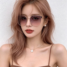 🔺 【GUCCI】开春新款 潮流爆款 时尚太阳镜 高品质 佩戴舒适 网红潮款墨镜 型号:G3660 🔺 【GUCCI】开春新款 潮流爆款 时尚太阳镜 高品质 佩戴舒适 网红潮款墨镜 型号:G3660
