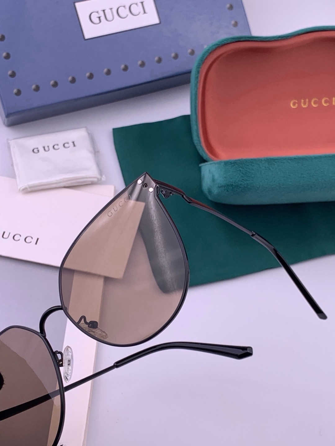 🔺 【GUCCI】开春新款 潮流爆款 时尚太阳镜 高品质 佩戴舒适 网红潮款墨镜 型号：G3660