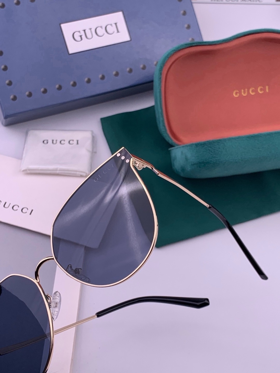 🔺 【GUCCI】开春新款 潮流爆款 时尚太阳镜 高品质 佩戴舒适 网红潮款墨镜 型号：G3660