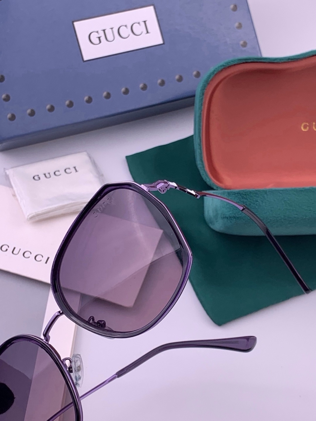 🔺 【GUCCI】开春新款 潮流爆款 时尚方框偏光太阳镜 高品质 佩戴舒适 网红潮款墨镜 女士高清尼龙偏光太阳镜🕶️ 🎉