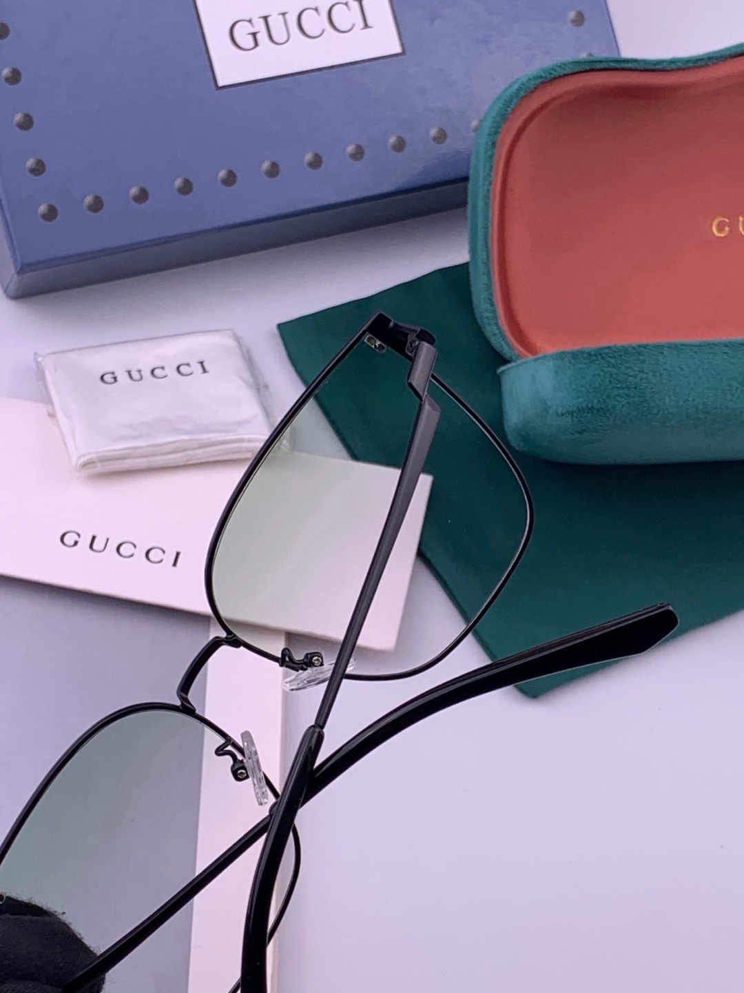 🔺 【GUCCI】开春新款 潮流爆款 时尚太阳镜 高品质 佩戴舒适 网红潮款墨镜 型号：G2660